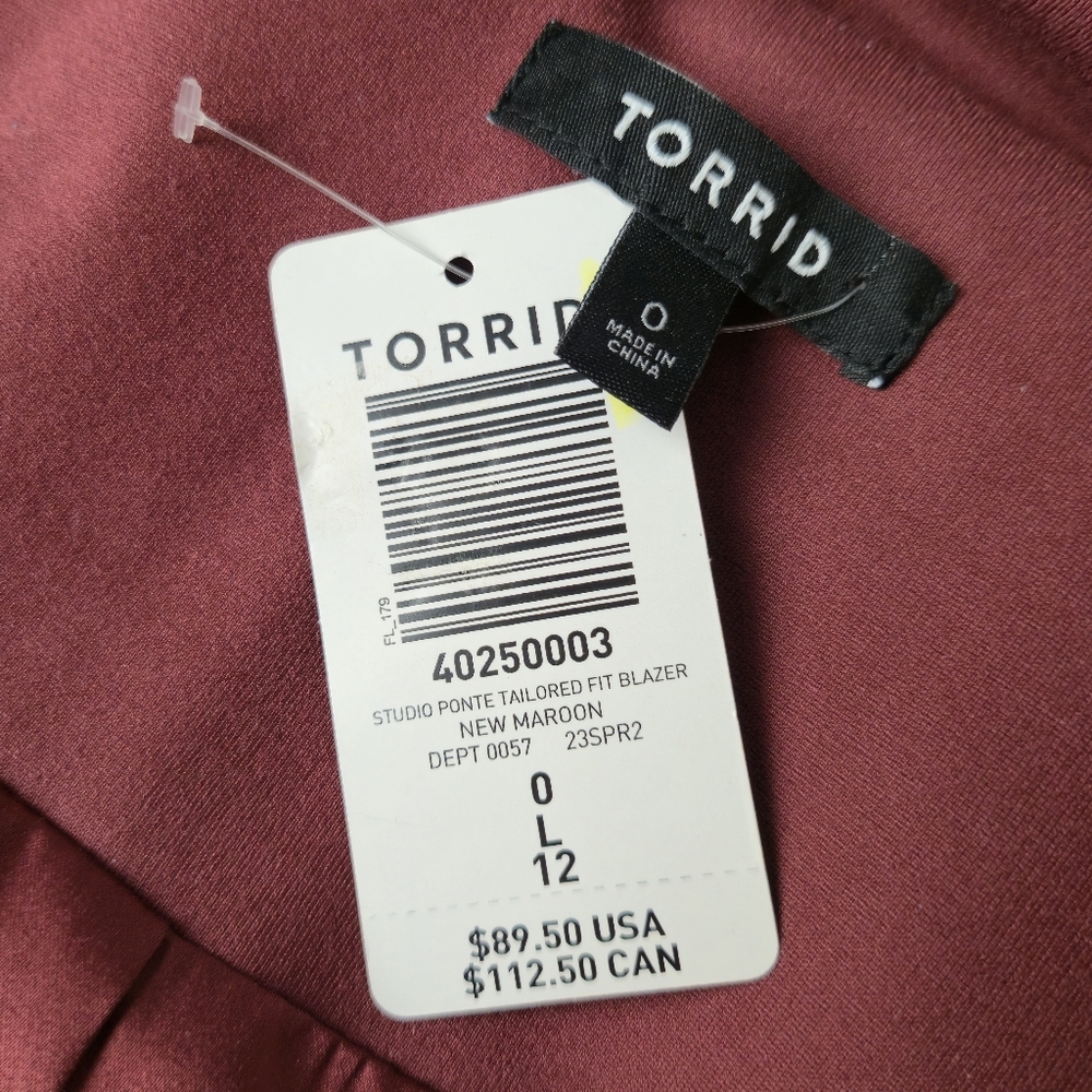 NWT Torrid Chelsea Studio Luxe Ponte Blazer Stretchy Maroon Tailored Fit - Picture 11 of 15